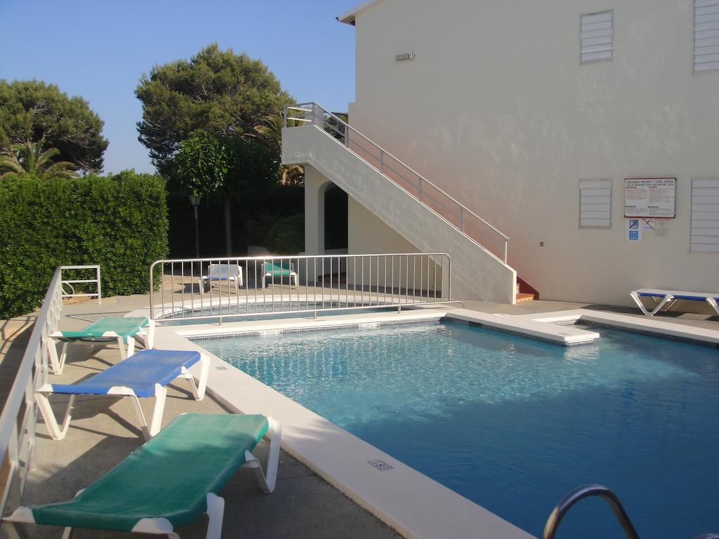 Apartamentos Rayma I-II-III Cala Blanca (Menorca) Exterior foto
