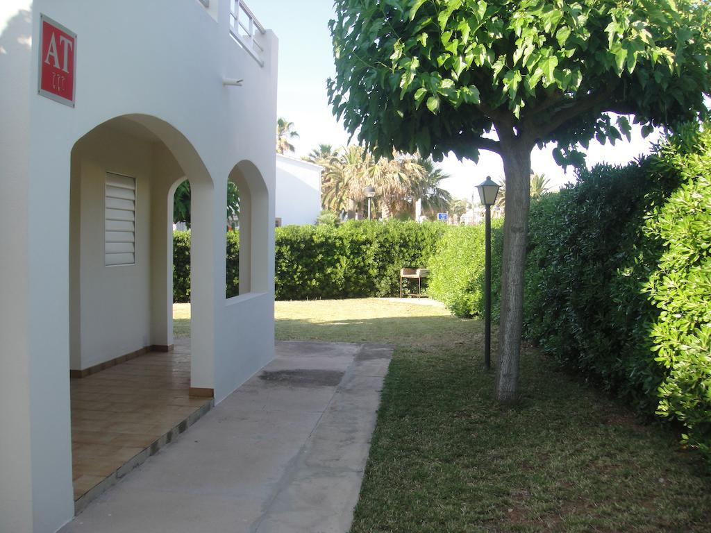 Apartamentos Rayma I-II-III Cala Blanca (Menorca) Exterior foto