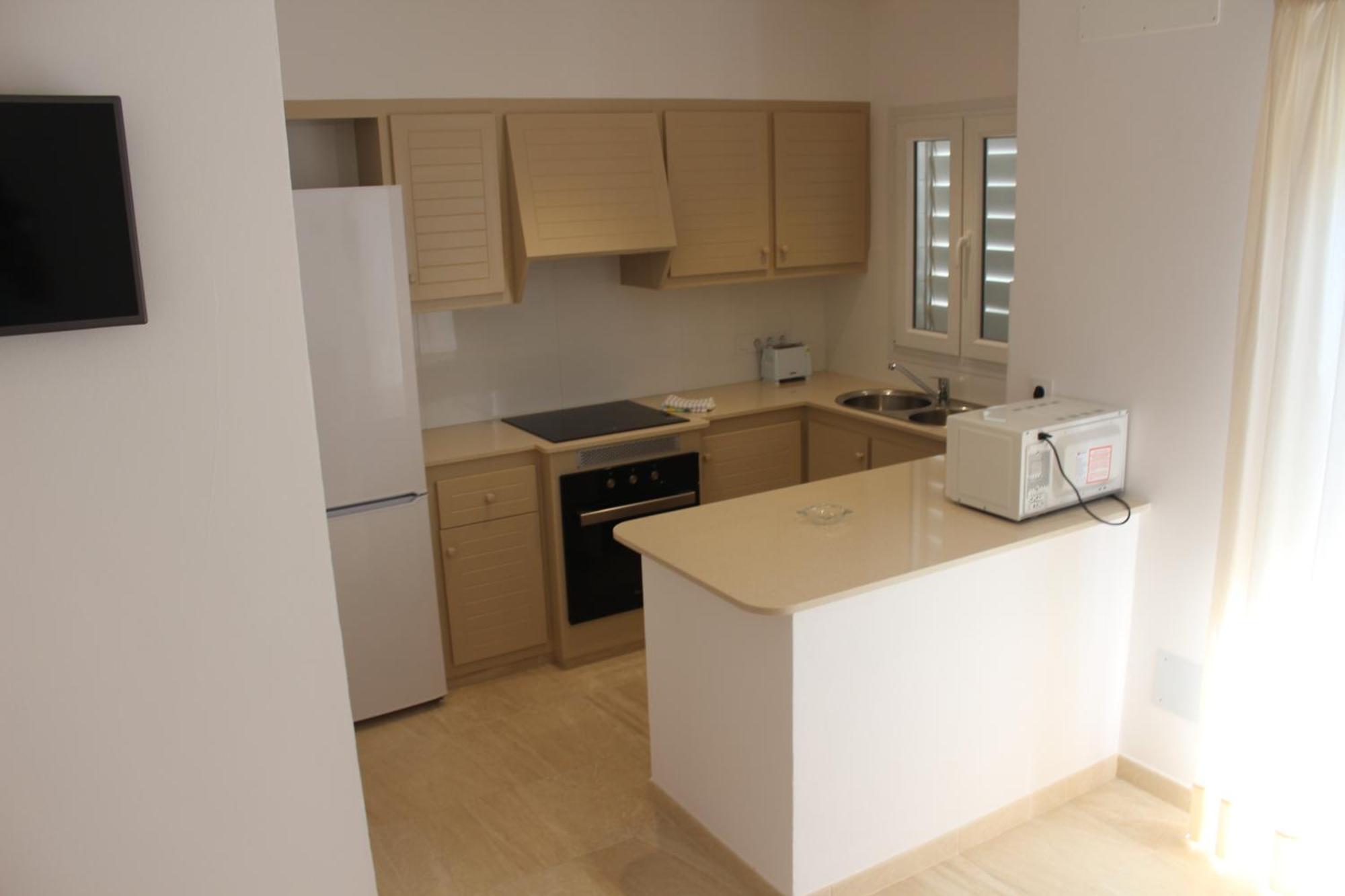Apartamentos Rayma I-II-III Cala Blanca (Menorca) Exterior foto