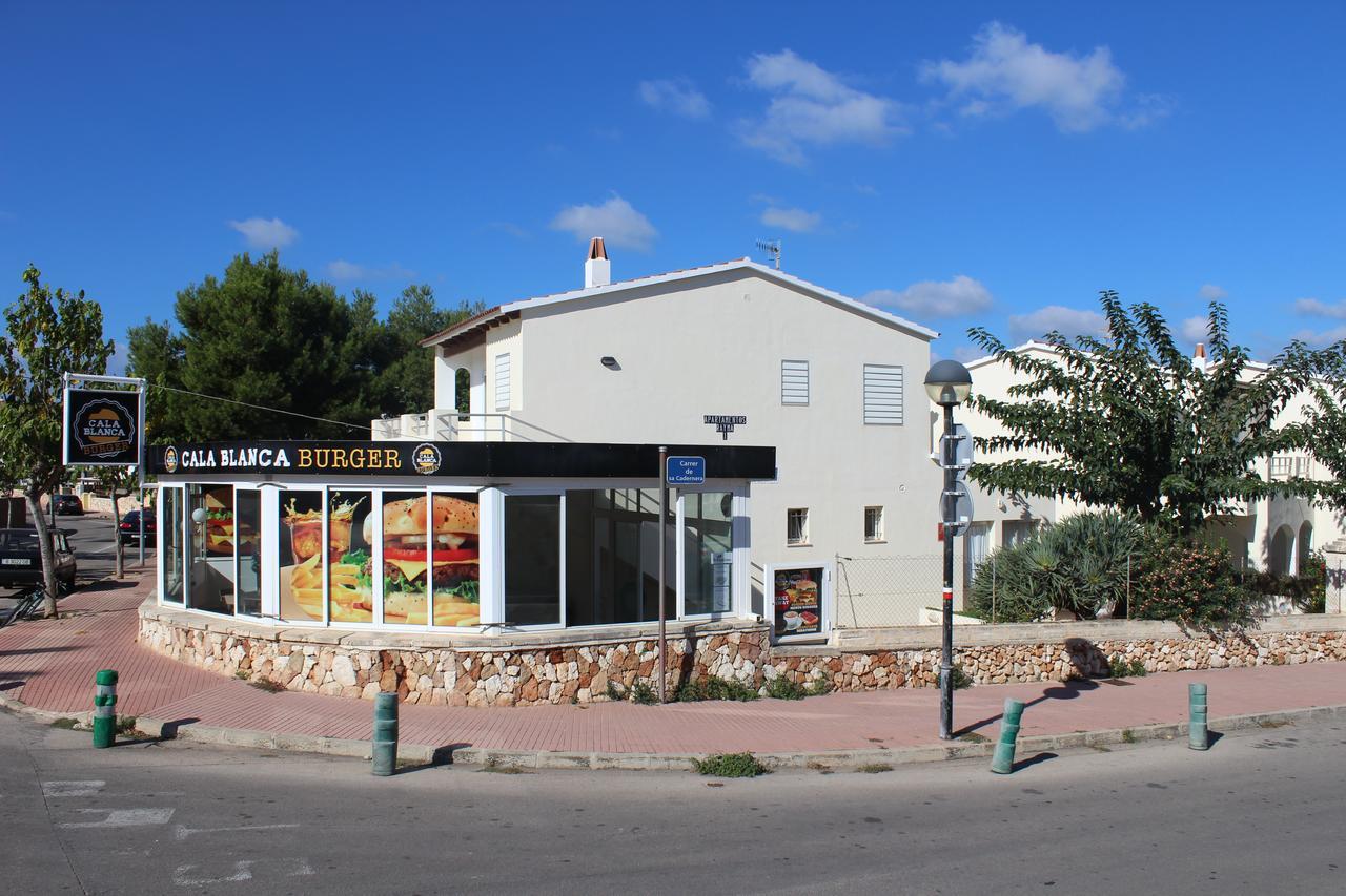 Apartamentos Rayma I-II-III Cala Blanca (Menorca) Exterior foto